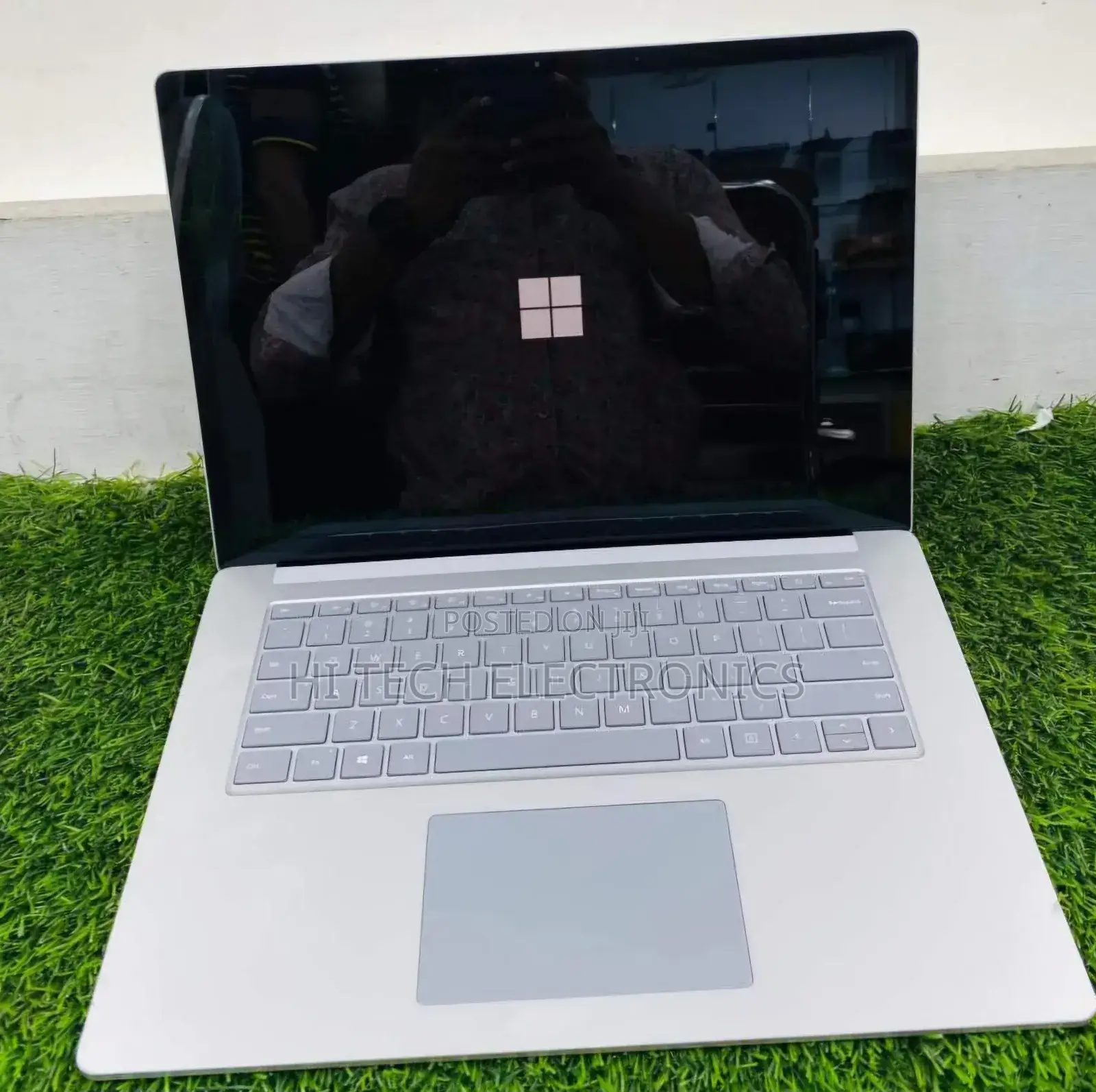 New Laptop Microsoft Surface 16GB Intel Core I7 SSD 256GB