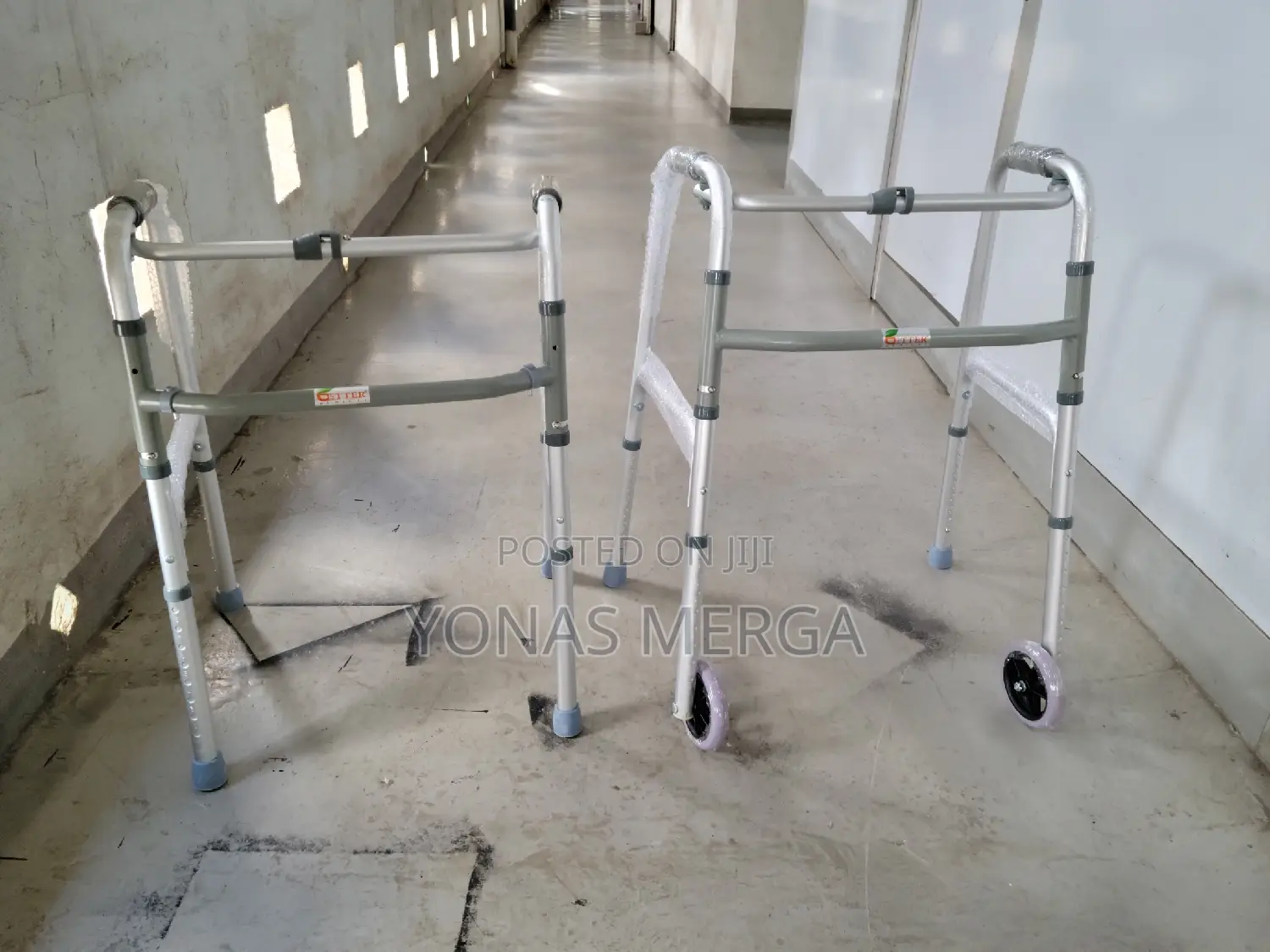 Fixed/Reciprocal Aluminium Walker፪]Walker Sit to Stand
$ወከር