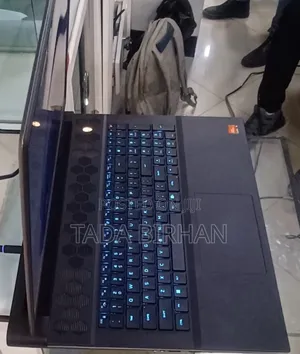 New Laptop Alienware M17x R2 24GB Intel Core I9 SSD 1T
