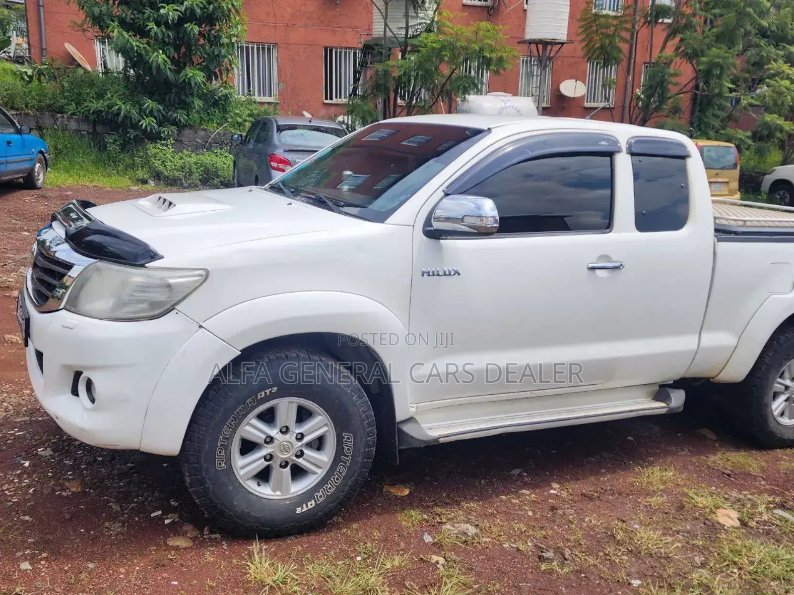 Toyota Hilux 2014 White