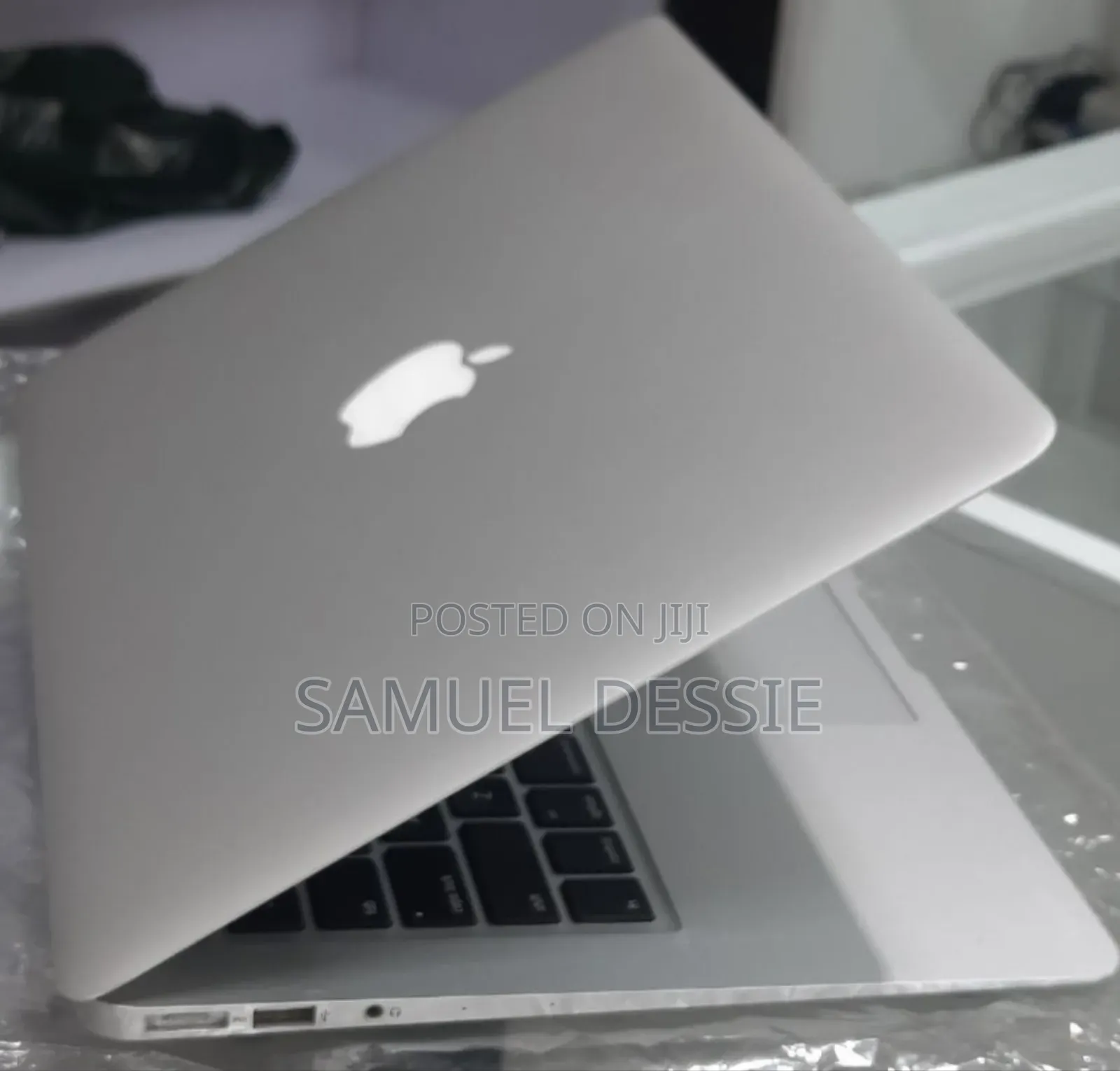 New Laptop Apple MacBook Air 2015 8GB Intel Core I5 SSD 256GB