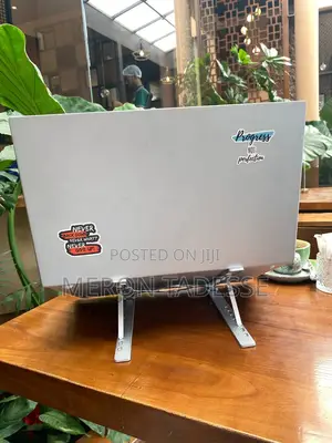 የብረት የላፕቶፕ ማስቀመጫ Steel Laptop Stand