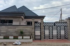 Photo - 3bdrm Villa in Ayat Zone Luxury, Bole for sale