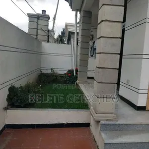 3bdrm Villa in Ayat Zone Luxury, Bole for sale