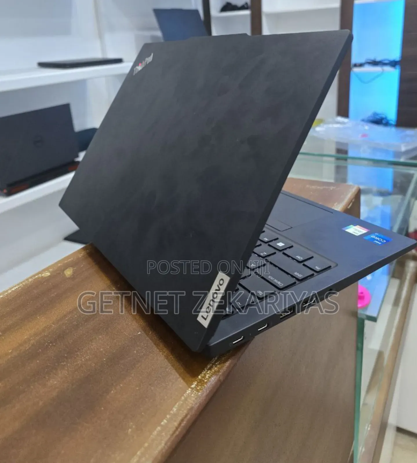 New Laptop Lenovo ThinkPad E14 G5 16GB Intel Core I7 SSD 512GB