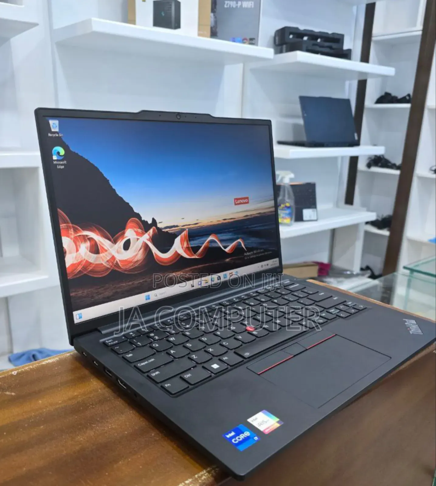 New Laptop Lenovo ThinkPad E14 G5 16GB Intel Core I5 SSD 512GB