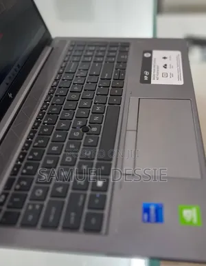 New Laptop HP ZBook 14 16GB Intel Core I7 SSD 512GB