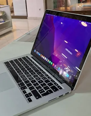 Photo - New Laptop Apple MacBook Pro 2015 8GB Intel Core I5 SSD 256GB