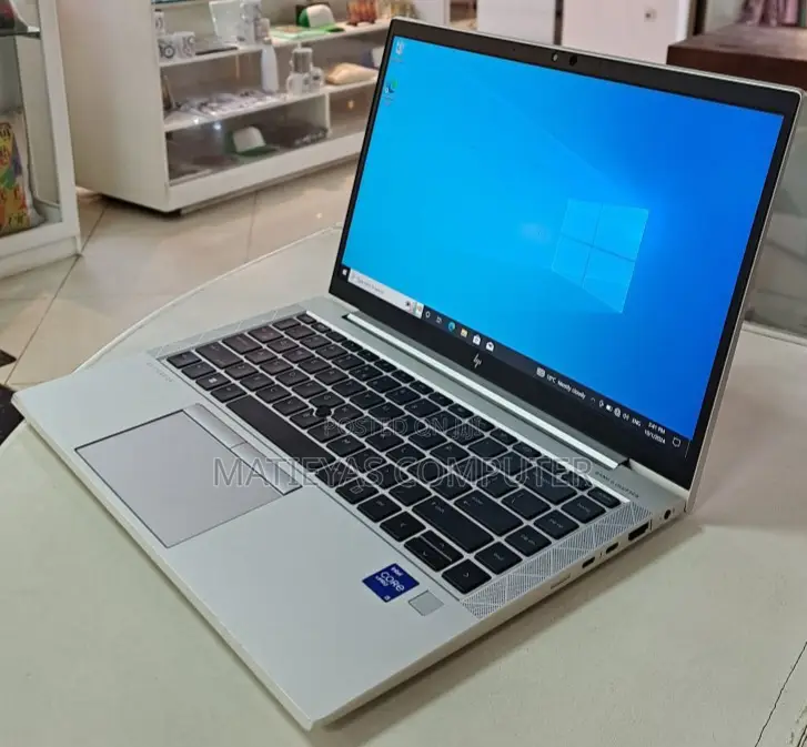 New Laptop HP EliteBook 840 8GB Intel Core I5 SSD 256GB