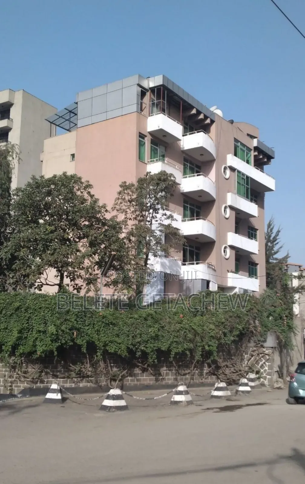 20bdrm Penthouse in Megenagna, G+5, Bole for sale