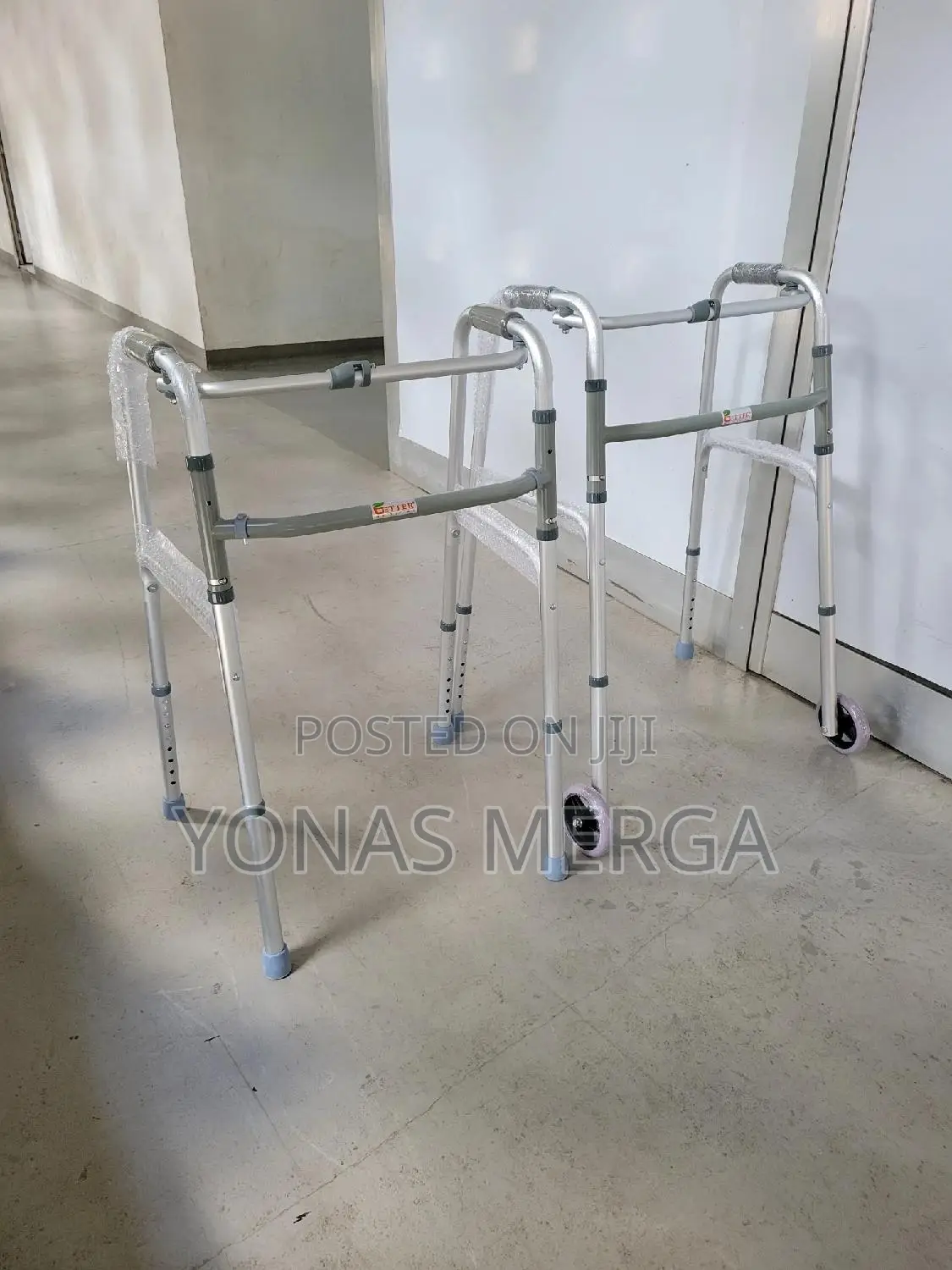 Walker Height-Adjustable Frame Could Fit the Wide-Range Need