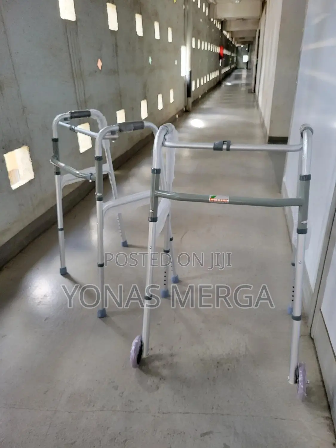 Walker /Adjustable Silver Walkers for Patient, 23 Inches
