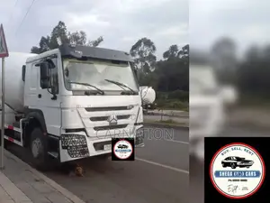 Sinotruk Howo 2022 White