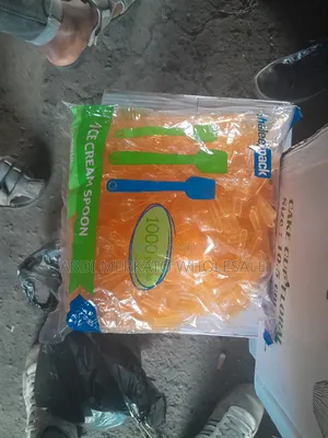 ያያስክሬም መንኪያ