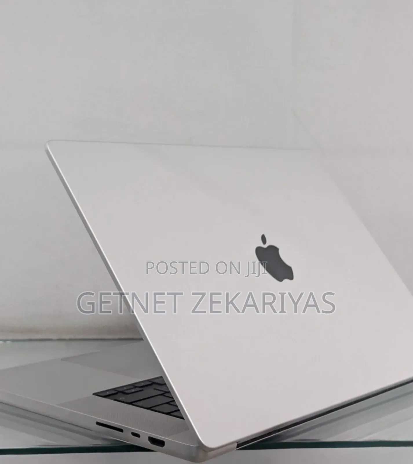 New Laptop Apple MacBook Pro 18GB Apple M3 Pro SSD 1T