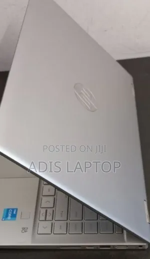 New Laptop HP Pavilion X360 8GB Intel Core I3 SSD 512GB