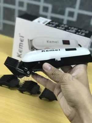 Photo - Kemei Hair Stayl Rechargeable