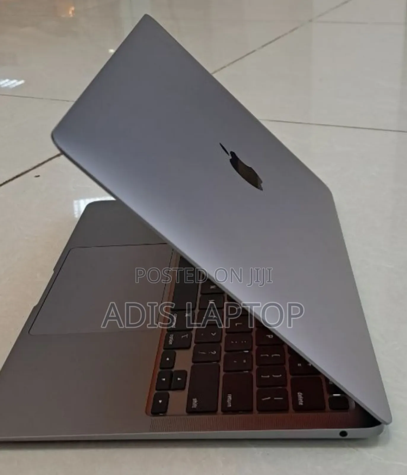 New Laptop Apple MacBook Air 2020 M1 8GB Apple M1 SSD 256GB