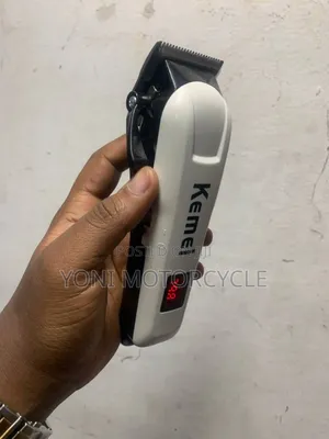 ምን ይህል ቻርጅ እንደቀረው የሚያሳይ(LCD Display) ያልው
