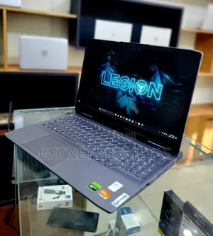 New Laptop Lenovo LOQ 15IRH8 16GB AMD Ryzen 7 SSD 512GB
