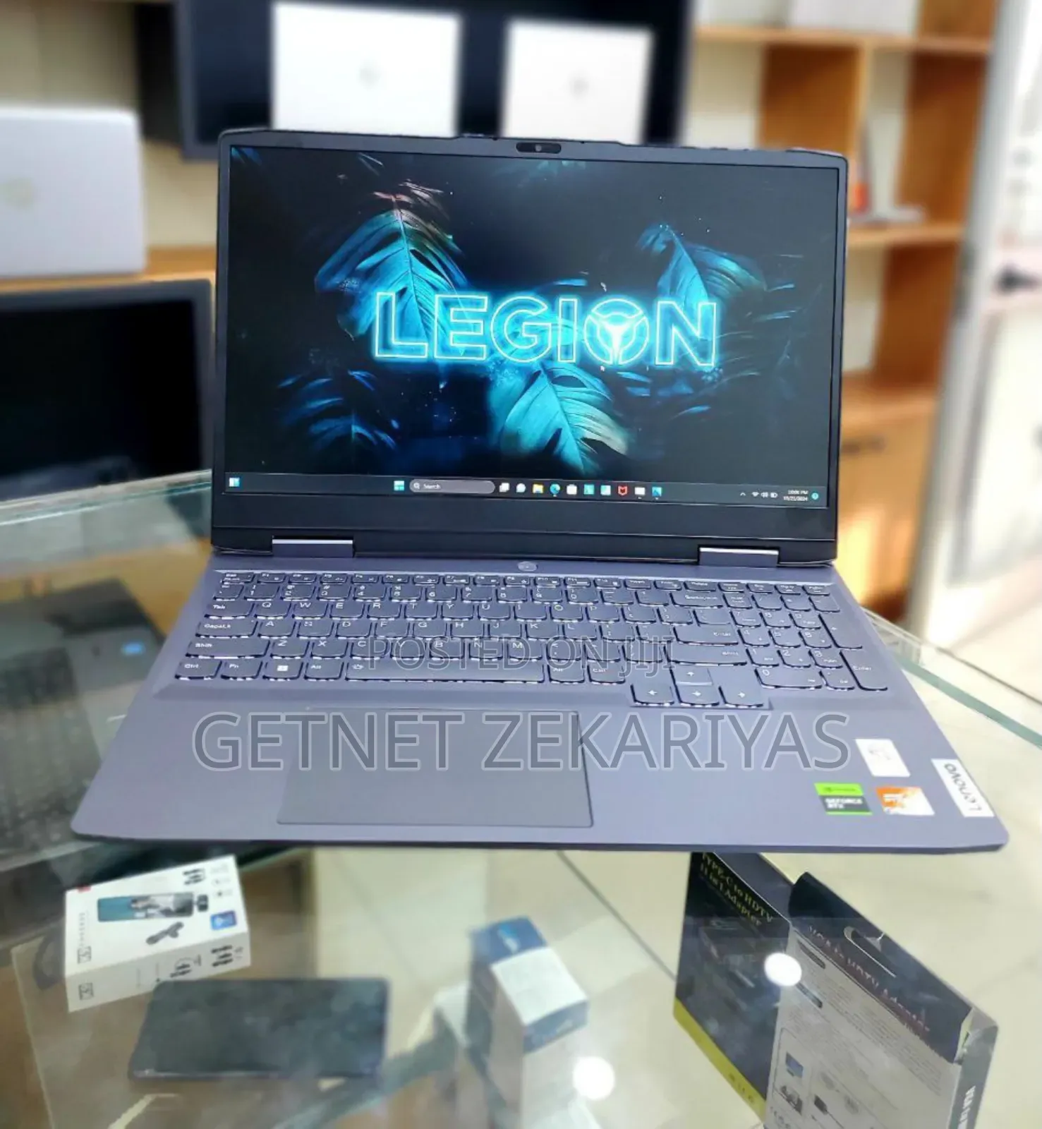 New Laptop Lenovo LOQ 15IRH8 16GB AMD Ryzen 7 SSD 512GB