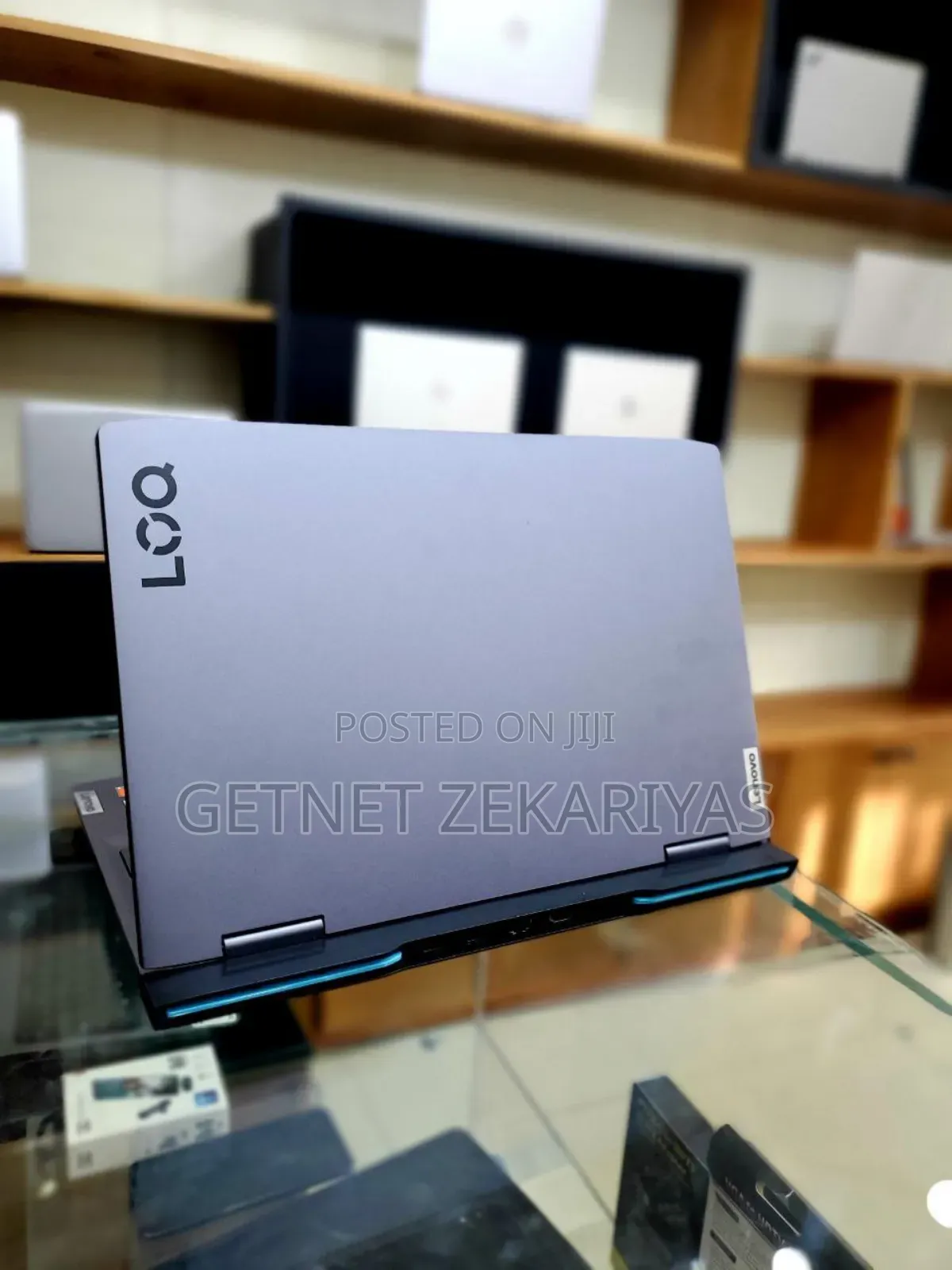 New Laptop Lenovo LOQ 15IRH8 16GB AMD Ryzen 7 SSD 512GB