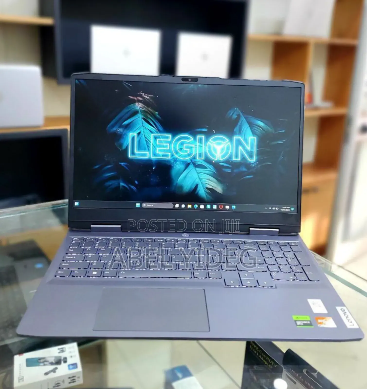 New Laptop Lenovo LOQ 15IRH8 16GB AMD Ryzen 7 SSD 512GB