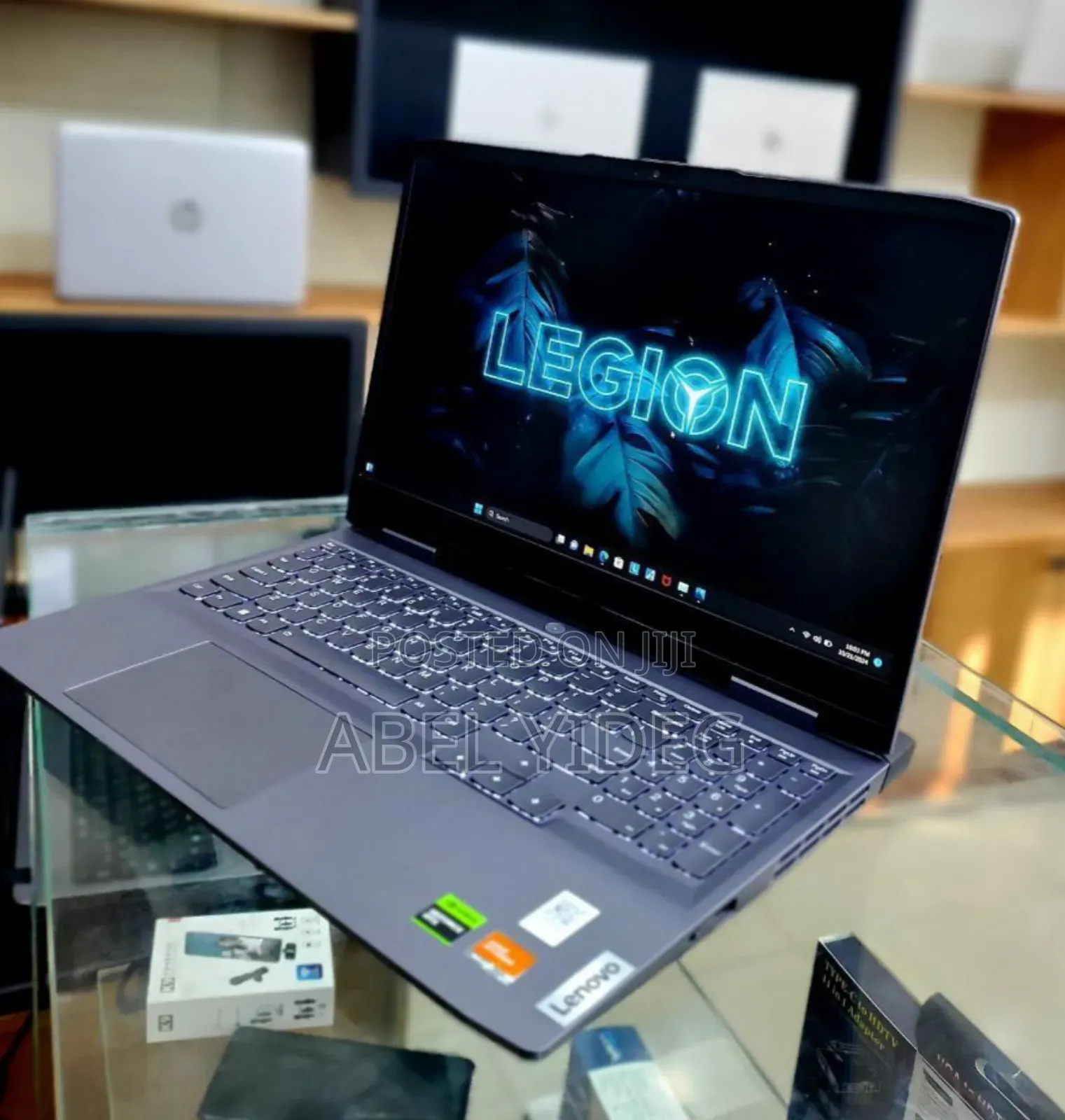 New Laptop Lenovo LOQ 15IRH8 16GB AMD Ryzen 7 SSD 512GB