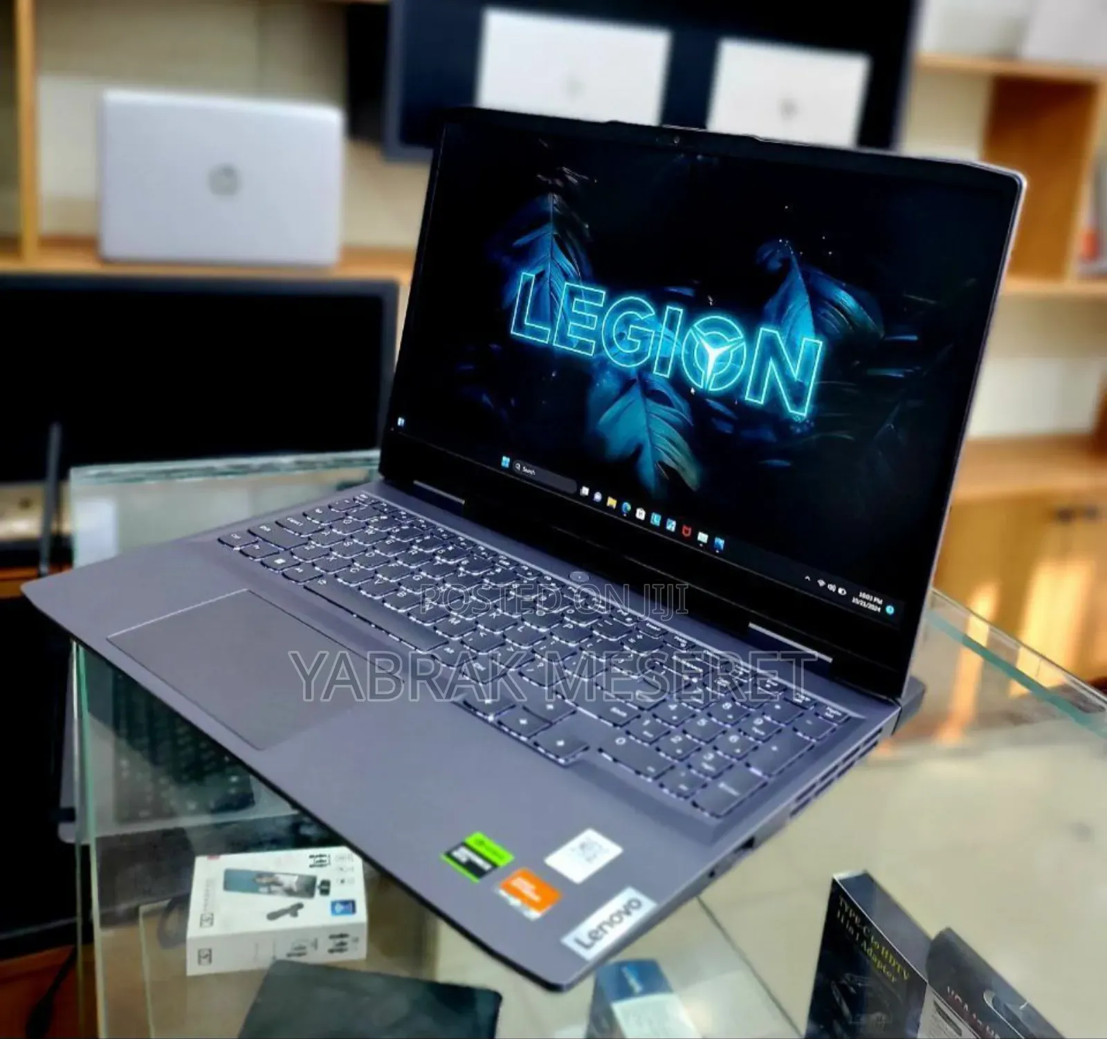 New Laptop Lenovo 16GB AMD Ryzen 7 SSD 512GB