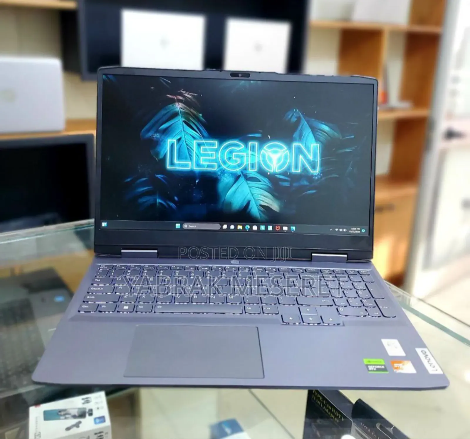 New Laptop Lenovo 16GB AMD Ryzen 7 SSD 512GB