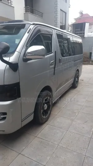 Toyota HiAce 2007 Silver