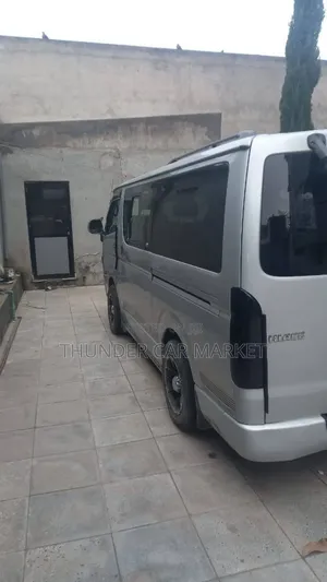 Toyota HiAce 2007 Silver