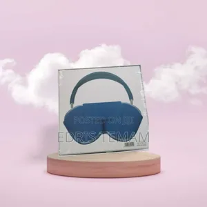 Photo - Air Pod Max Wireless Headset for Everyone to Listen