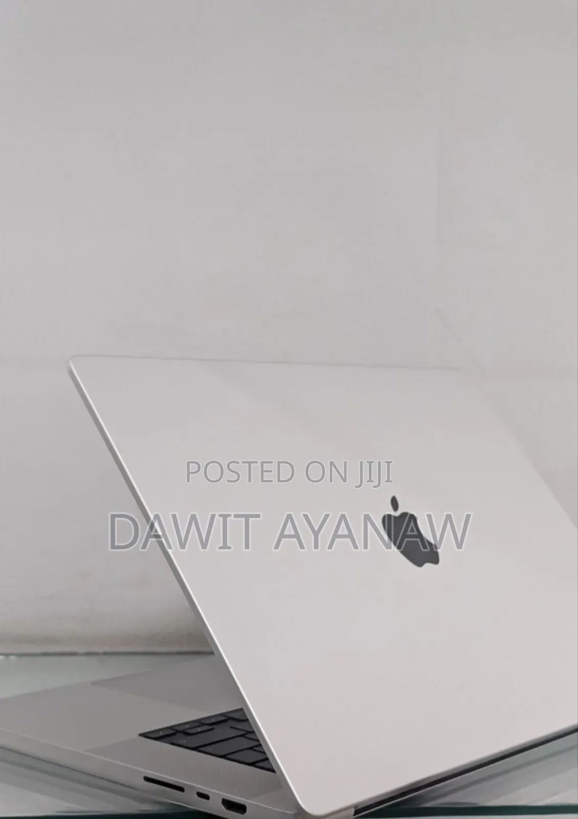 New Laptop Apple MacBook Pro 2023 M3 Pro 16-Inch 18GB Apple M3 SSD 1T