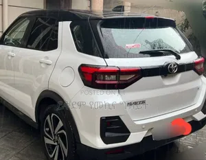 Photo - Toyota Raize 2021 White