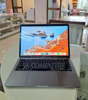 Photo - New Laptop Apple MacBook Pro 2020 16GB Intel Core I5 SSD 512GB