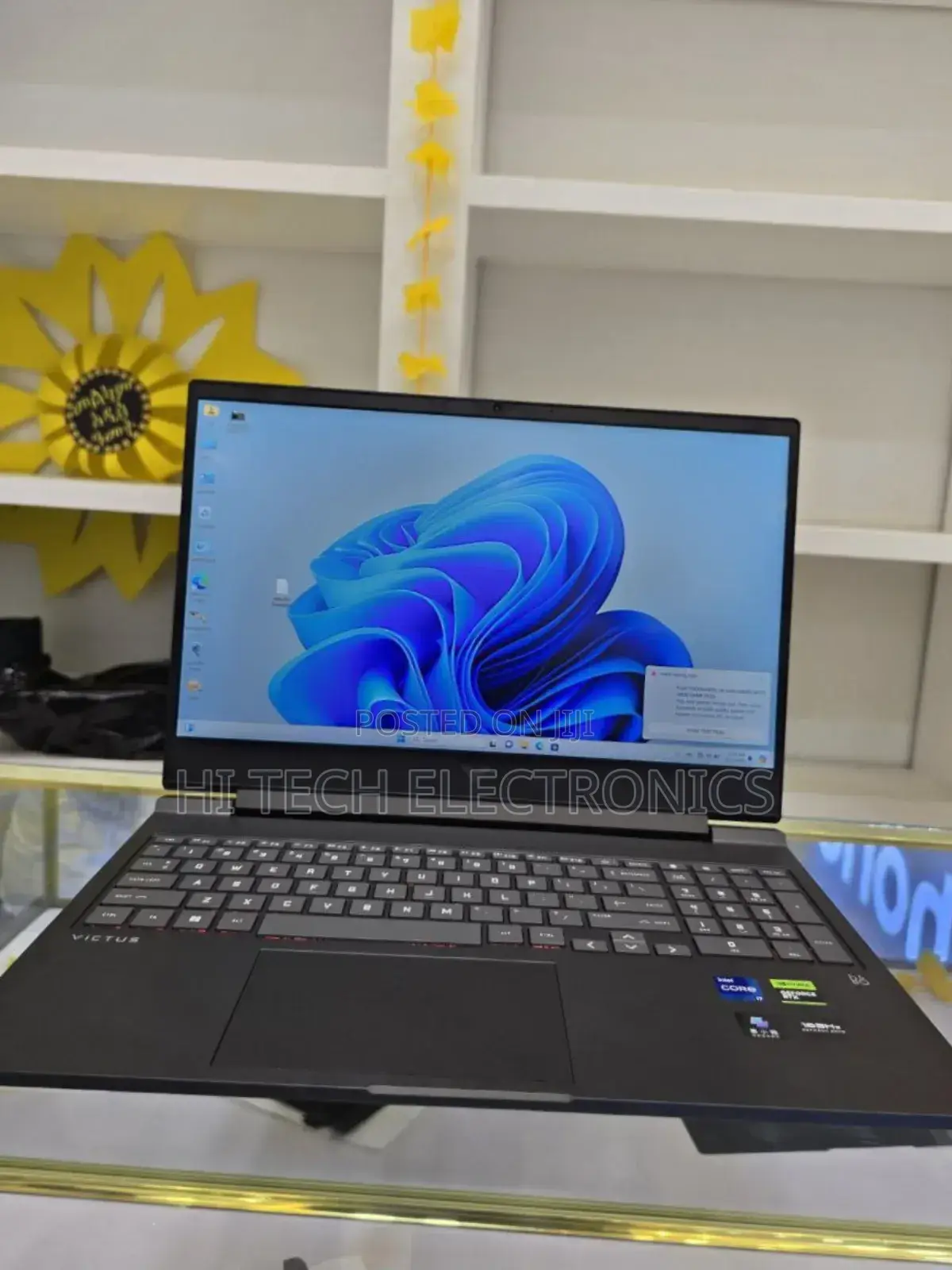 New Laptop HP Victus 15 16GB AMD Ryzen 7 SSD 1T