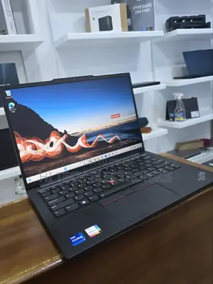 New Laptop Lenovo ThinkPad E14 G5 16GB Intel Core I7 SSD 512GB