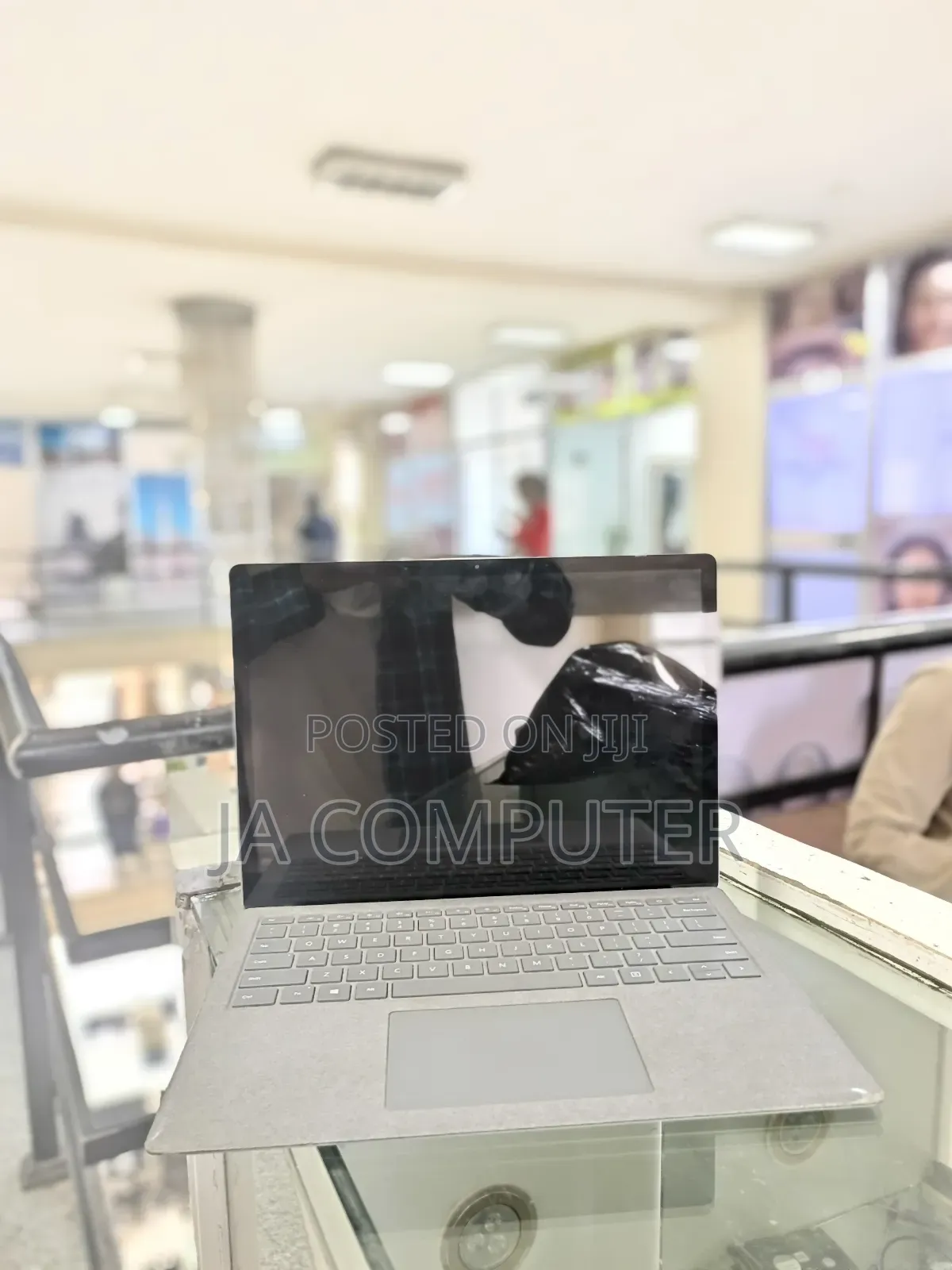 New Laptop Microsoft Surface Pro 16GB Intel Core I7 SSD 512GB