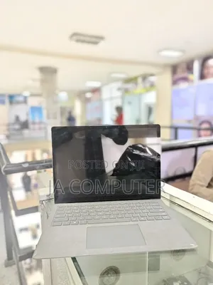 New Laptop Microsoft Surface Pro 16GB Intel Core I7 SSD 512GB