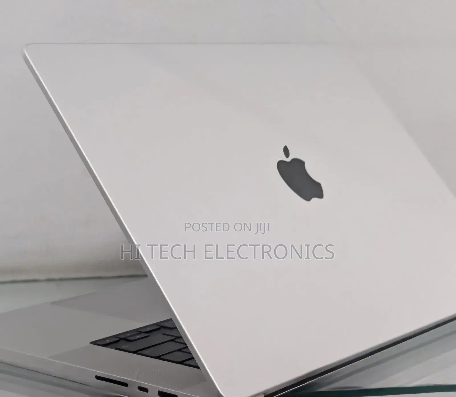 New Laptop Apple MacBook Pro 2023 M3 Pro 16-Inch 18GB Apple M3 SSD 1T