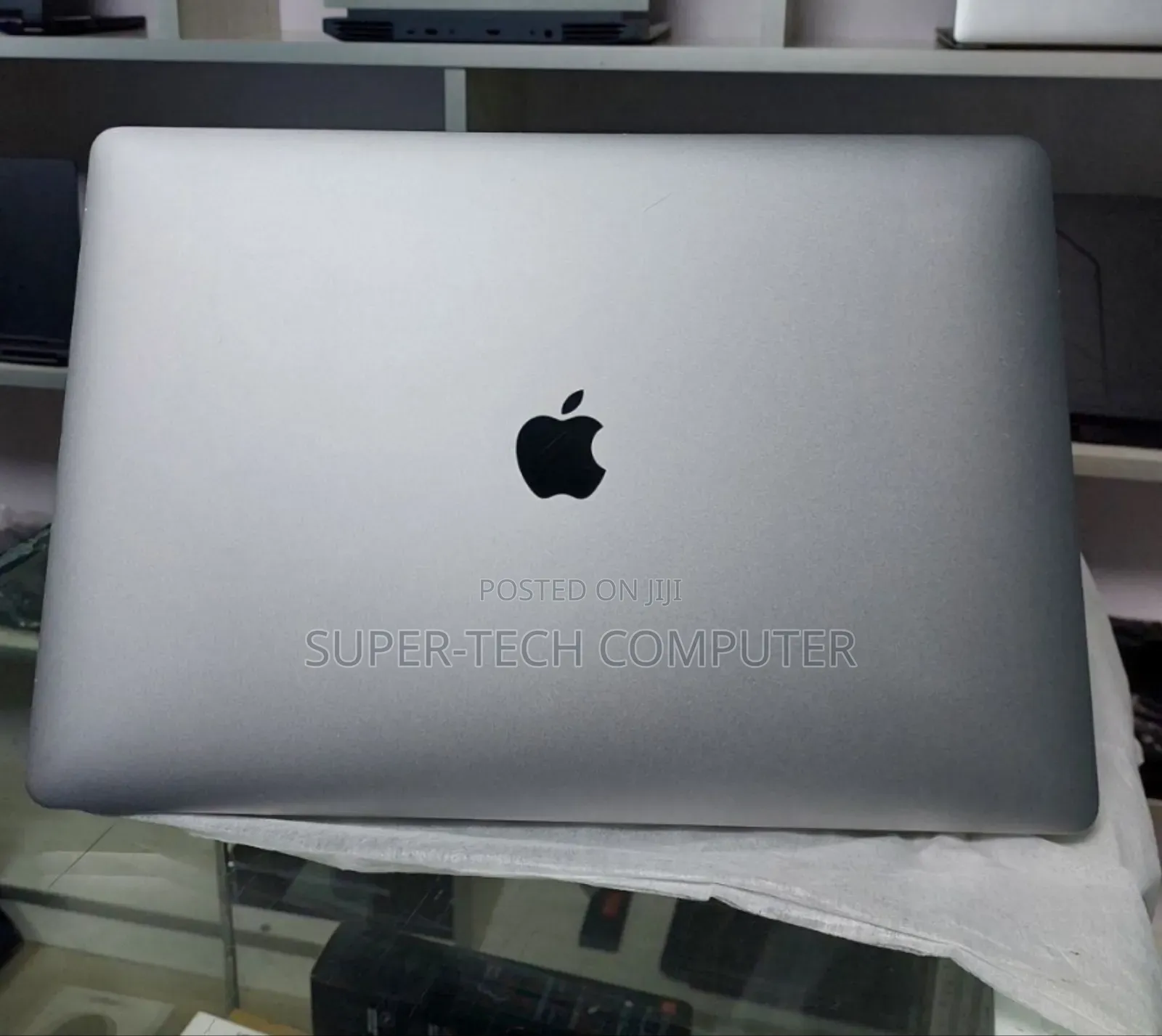 New Laptop Apple MacBook Pro 2019 16GB Intel Core I9 SSD 1T