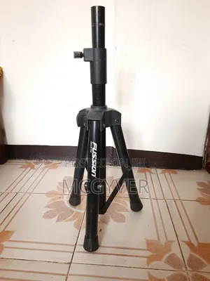 Universal Tripod