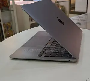 New Laptop Apple MacBook Air 2020 M1 8GB Apple M1 SSD 256GB