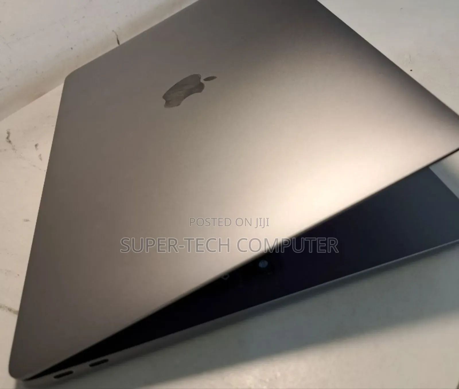 New Laptop Apple MacBook Air 2020 M1 8GB Apple M1 SSD 256GB