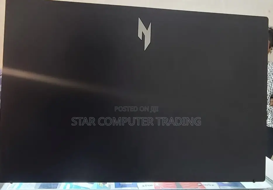 New Laptop Acer Nitro 17 16GB Intel Core I7 SSD 512GB