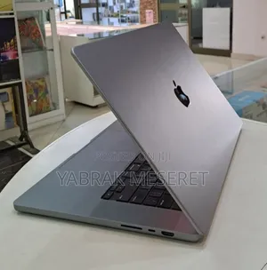Photo - New Laptop Apple MacBook Pro 2023 M2 32GB Apple M2 SSD 512GB
