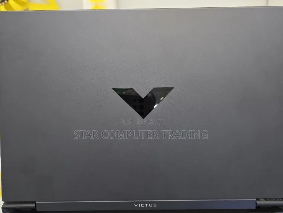 New Laptop HP Victus 15 16GB AMD Ryzen 7 SSD 1T