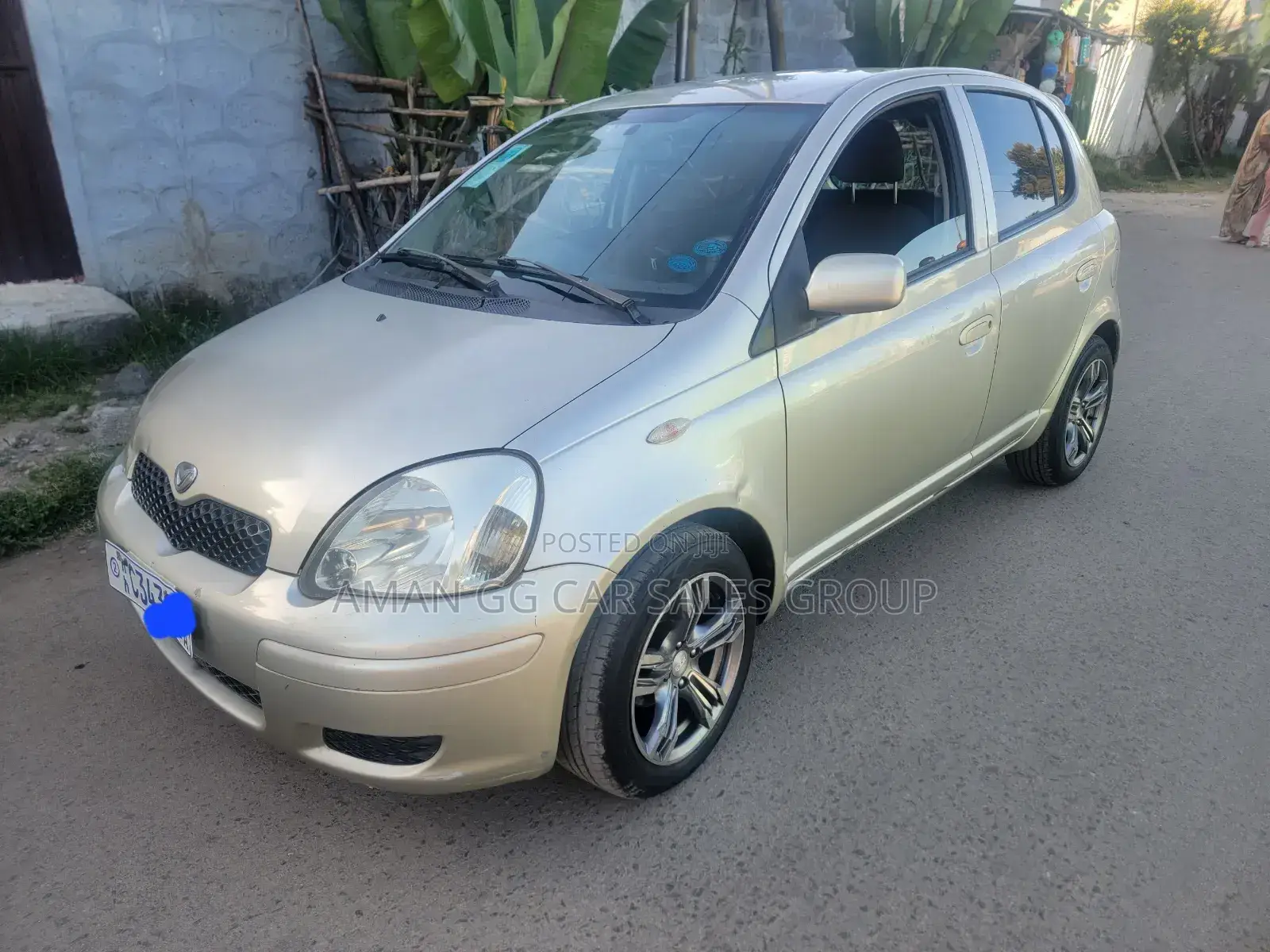 Toyota Vitz 2004 Gray