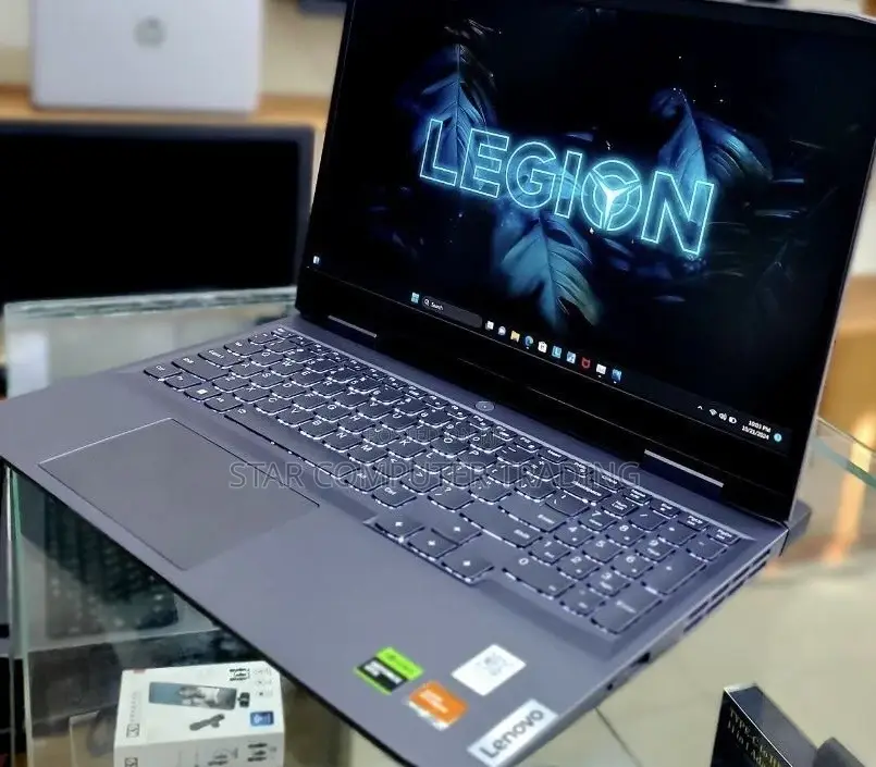 New Laptop Lenovo LOQ 15IRH8 16GB AMD Ryzen 7 SSD 512GB